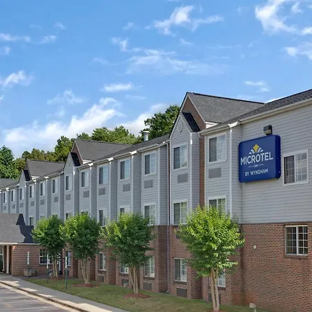 Hotel Microtel By Wyndham Place 2*