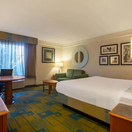 La Quinta By Wyndham Airport South 3*