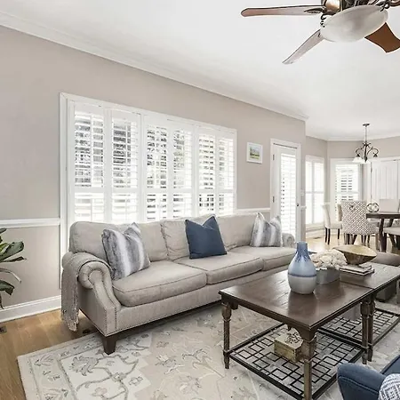Mckee Manor- South Clt-matthews-3000 Sq Ft