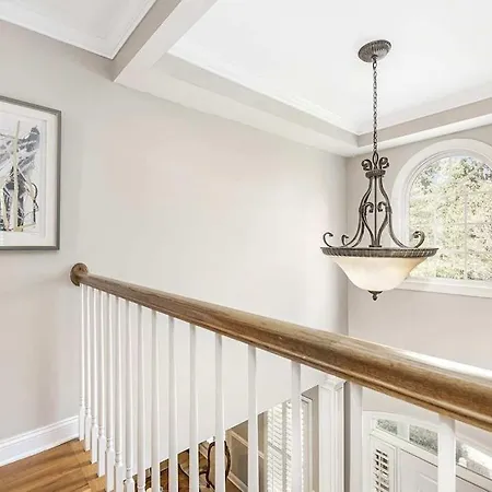 Mckee Manor- South Clt-matthews-3000 Sq Ft * Charlotte