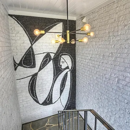 Aparthotel The Collection Clt: 510 Queens Charlotte