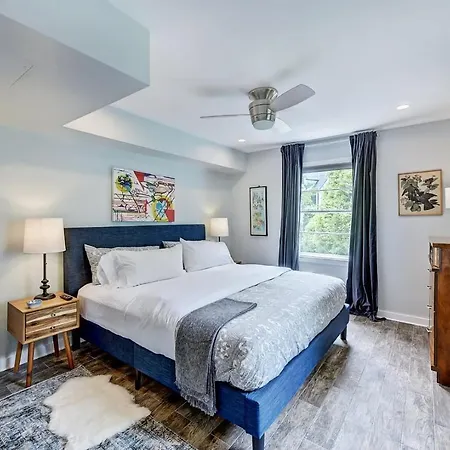 The Collection Clt: 510 Queens 3* Charlotte