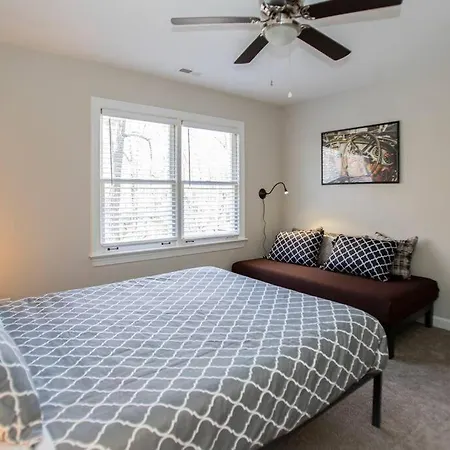 Villa Luxury 4bdr Ranch House In Great Location