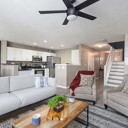 Ballantyne Charming Town Apartment Charlotte