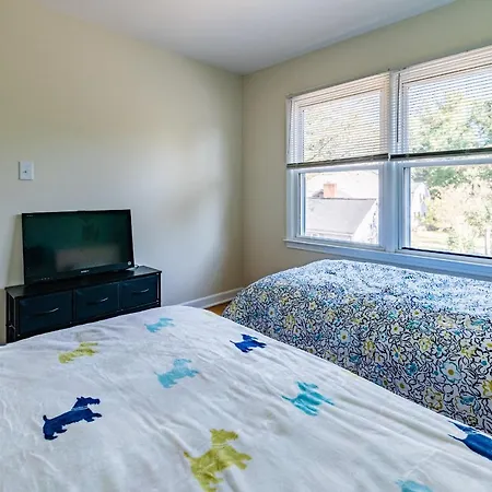 Centrally Located Spacious Abode Holiday home