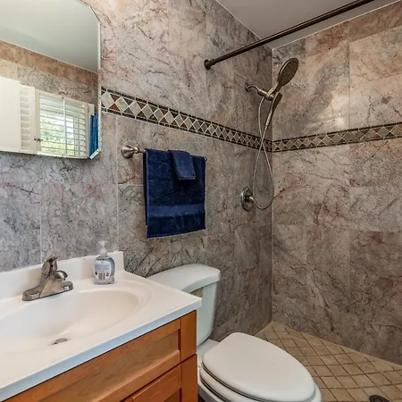Holiday home Centrally Located Spacious Abode