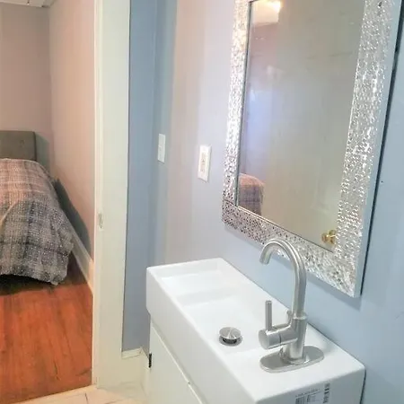 Perfectly Located. Close To Uptown, Noda.. Charlotte