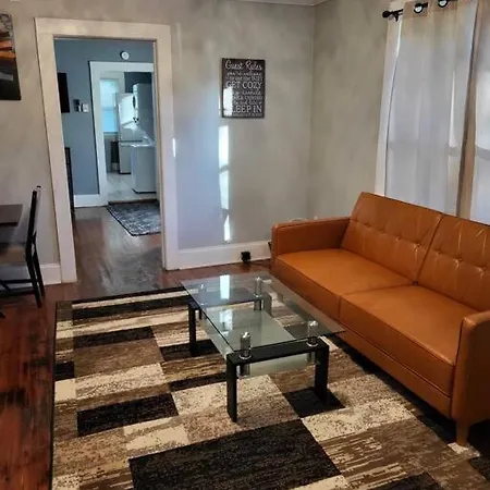 Villa Perfectly Located. Close To Uptown, Noda.. Charlotte