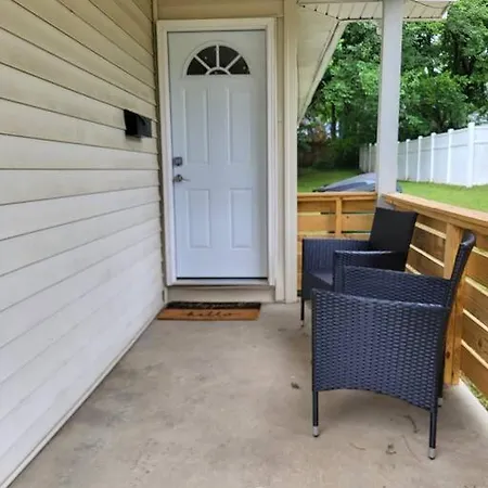 Perfectly Located. Close To Uptown, Noda.. * Charlotte