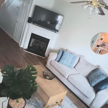 Two Master Bedroom Townhouse! Apartment Charlotte