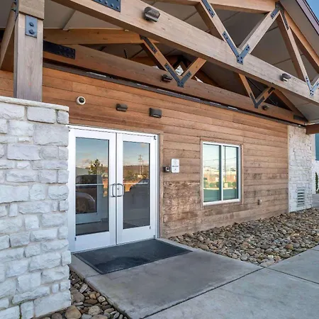 Extended America Select - - Northlake Hotel 3*