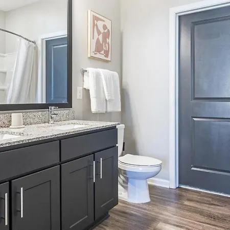 Landing - Modern With Amazing Amenities Apartment *