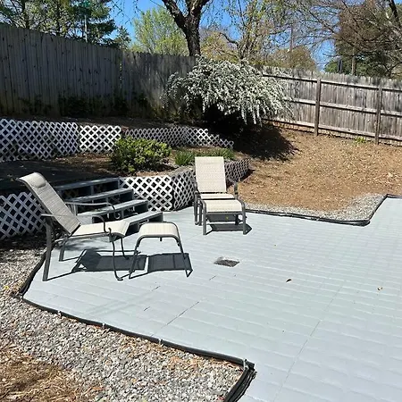 Villa Cozy Home, 10 Minutes From Downtown *