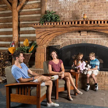 Carowinds Camp Wilderness Hotel