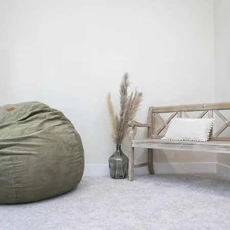 The Sage Brand New 3 Bedroom Town Holiday home
