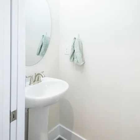 Holiday home The Sage Brand New 3 Bedroom Town *