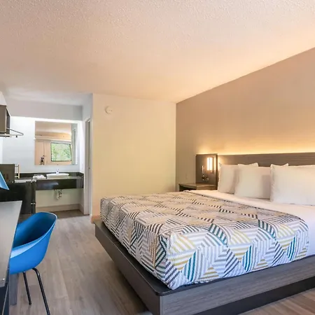 6-charlotte, Nc - Coliseum Hotel 3*