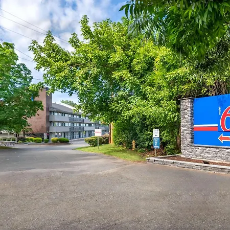 6-charlotte, Nc - Coliseum Hotel