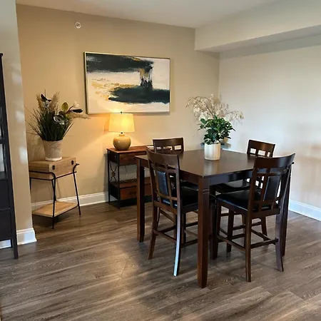 Spacious 2 Bedroom 2 Bathroom With Balcony In Uptown Charlotte! Views & Free Parking!