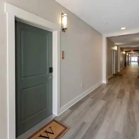 Apartment Uptown And Adventures With Pool, Bars & Shops Charlotte