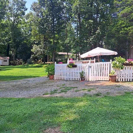 Guest house Simply Barefoot Private