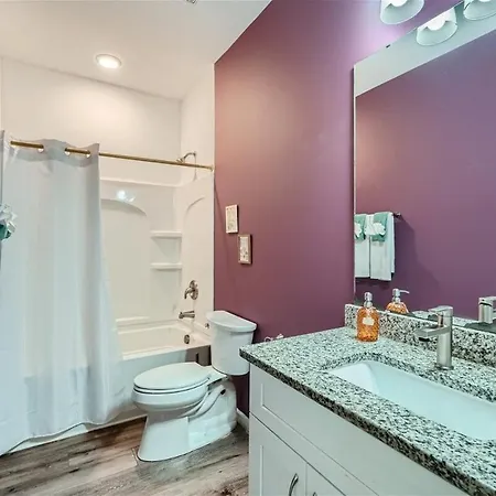 3br Luxury Near Uptown King Bed Workspace * Charlotte