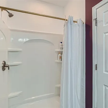 Holiday home 3br Luxury Near Uptown King Bed Workspace