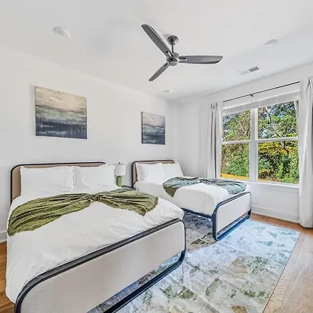 Modern 4br Retreat In Uptown! Charlotte