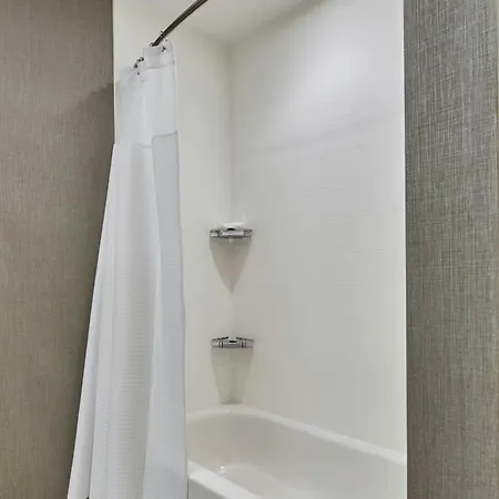 Springhill By Marriott At Carowinds 3*
