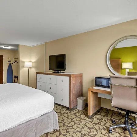 Red Lion 3* Charlotte