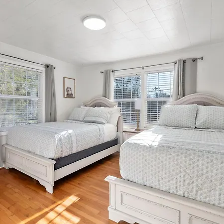 The Nest Holiday home Charlotte