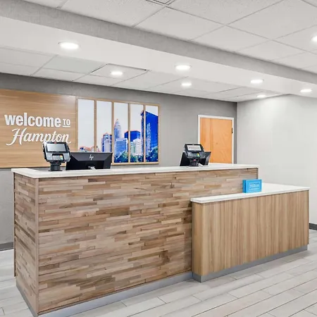 Hotel Hampton & Charlotte-airport
