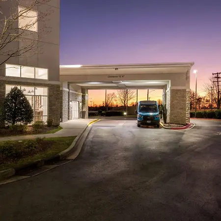 Hotel Hampton & Charlotte-airport