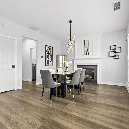 3br Family Retreat With Modern Comforts Apartment Charlotte