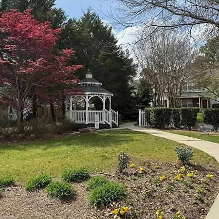 Holiday home Modern Entire House For 6 Guest At Charlotte