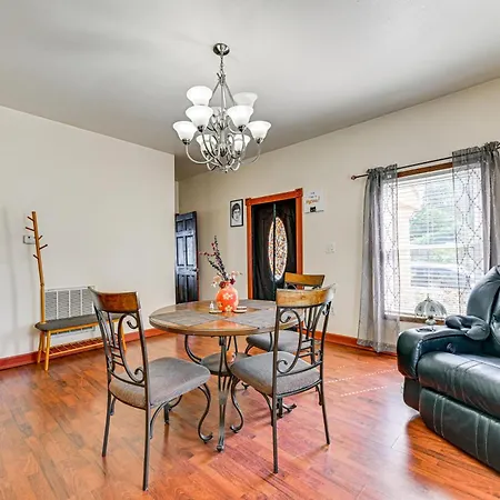 Close To Airport In The Heart Of Charlotte! Holiday home