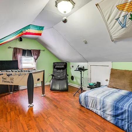 Close To Airport In The Heart Of Charlotte!