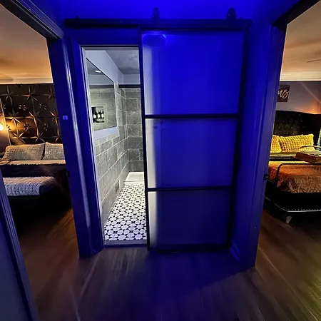 Holiday home Luxurious Getaway At Js Place *