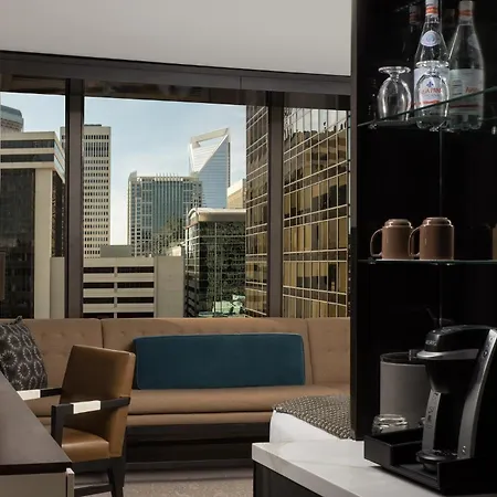 Omni 4* Charlotte