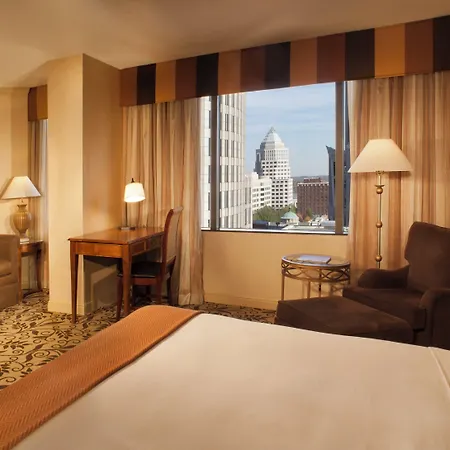 Omni 4* Charlotte
