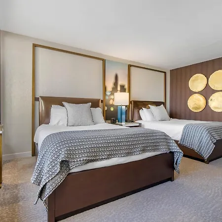 Omni Hotel 4*