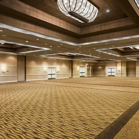 Hotel Sheraton Airport 4*