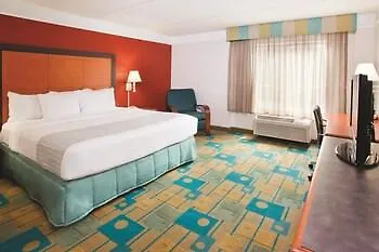 Hotel La Quinta By Wyndham Airport South
