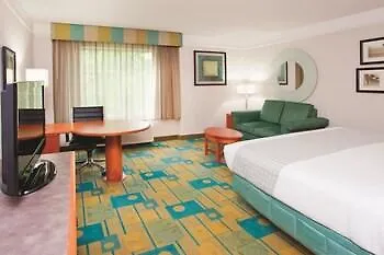 La Quinta By Wyndham Airport South Hotel Charlotte