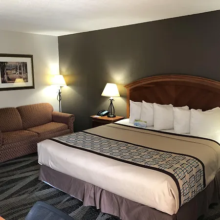 Days By Wyndham Charlotte/woodlawn Near Carowinds Motel