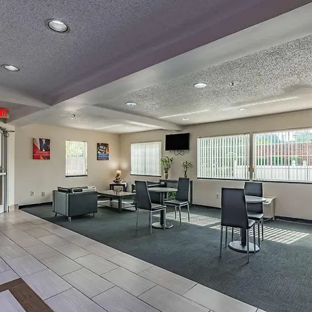 6-charlotte, Nc - 4*