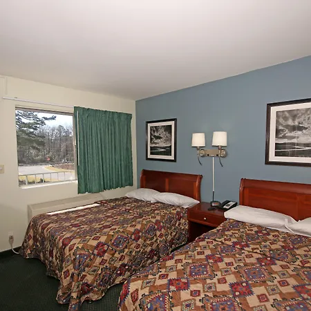 Motel Royal And Airport 2*