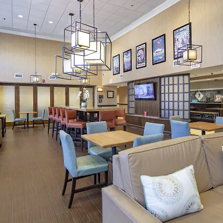 Hampton & Charlotte-airport Hotel Charlotte