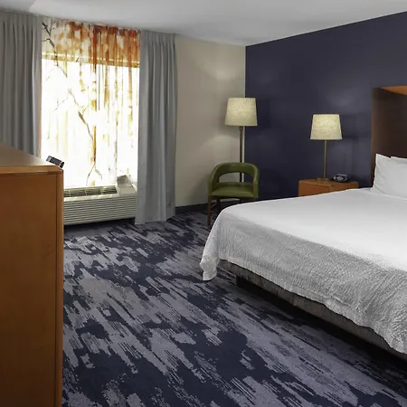 Fairfield & By Marriott Matthews Hotel