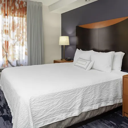 Hotel Fairfield & By Marriott Matthews